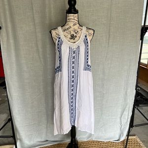 Blue and white embroidered Lucky Brand dress, size small